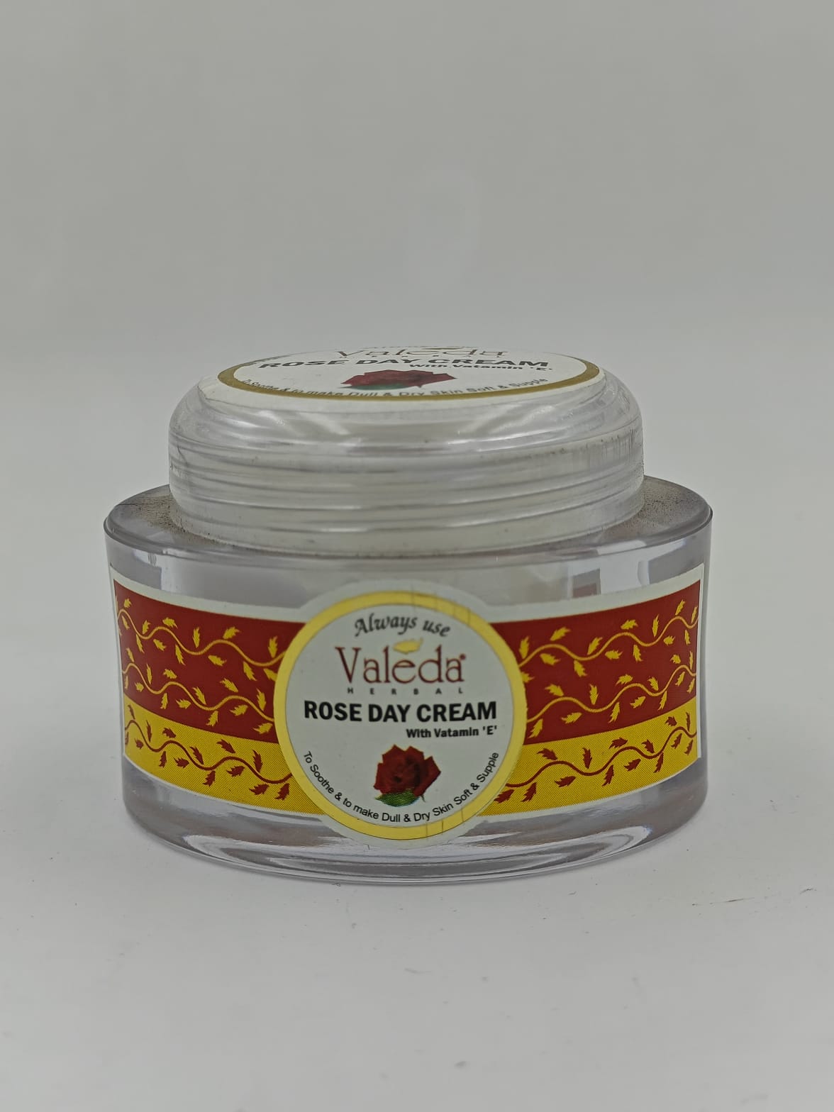 VALEDA HERBAL ROSE DAY CREAM
