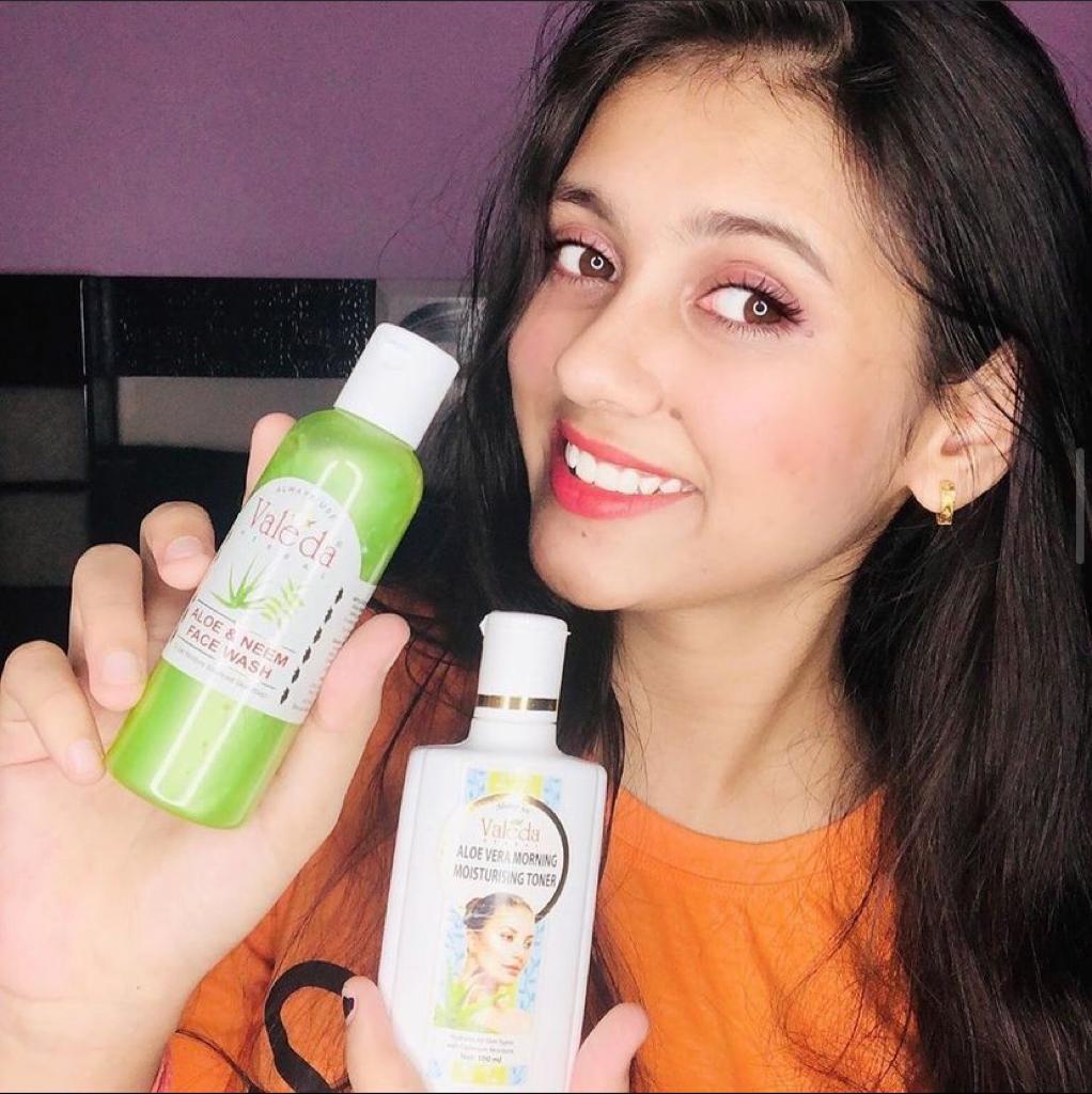 Valeda Herbal team at holistic healthcare event.